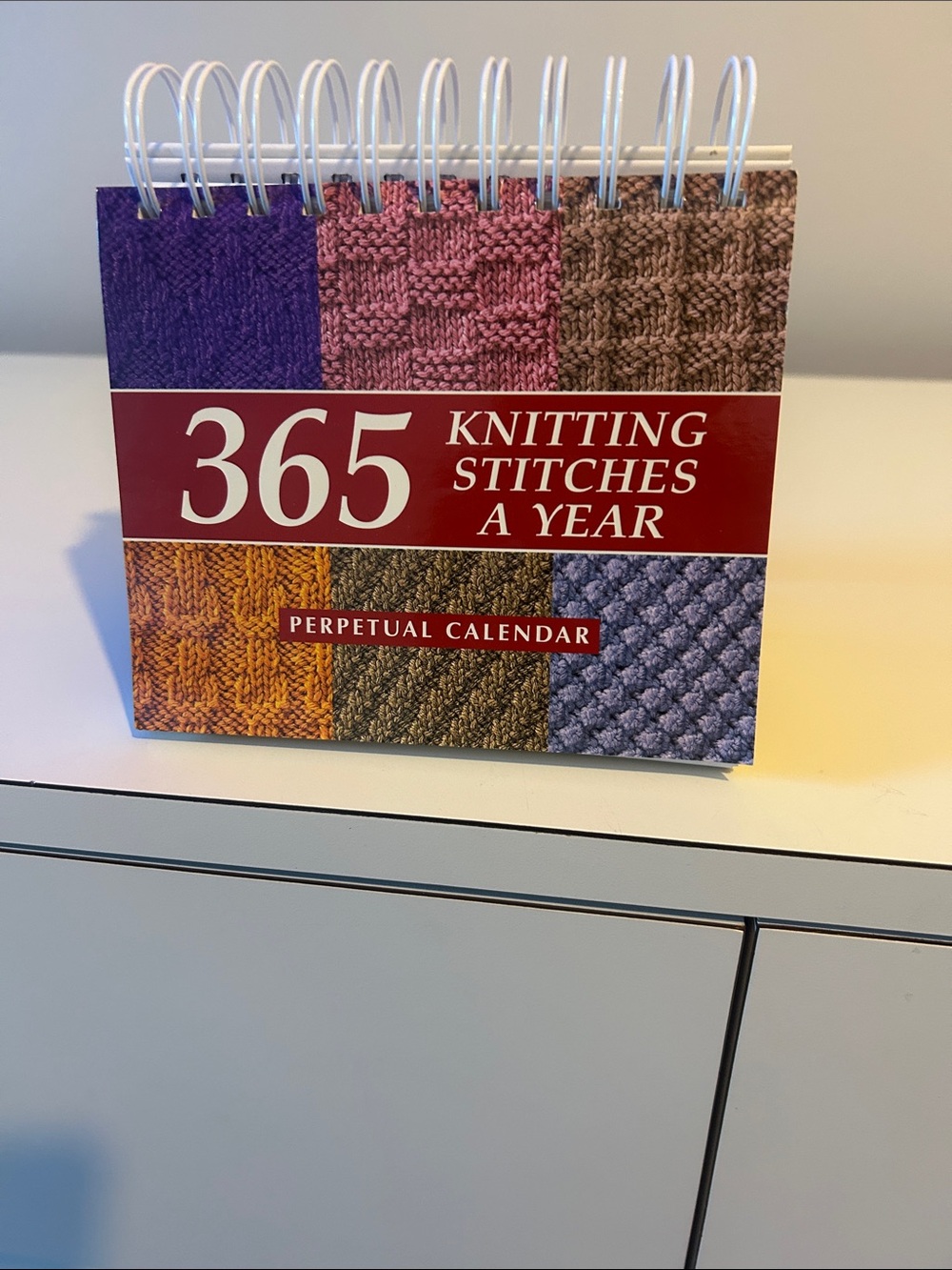 365 Knitting Stitches a Year Perpetual Calendar - Multi-Color